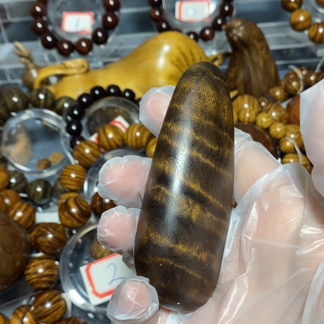 金丝楠木雕工艺品