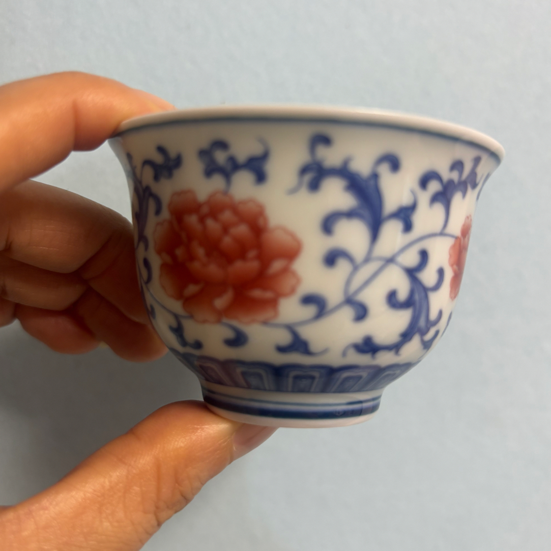 景德镇高档青花瓷缠枝莲釉里红家用陶瓷功夫茶杯品茗主人杯手绘