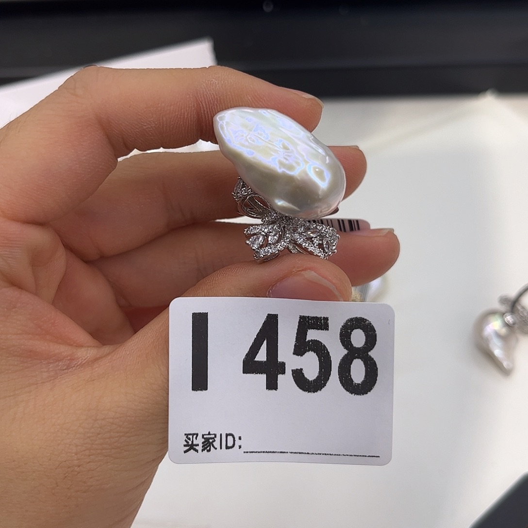 合金淡水珍珠耳饰