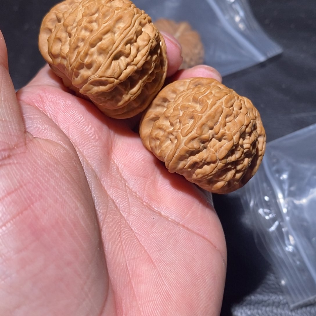 文玩核桃吊坠H**.白狮子头