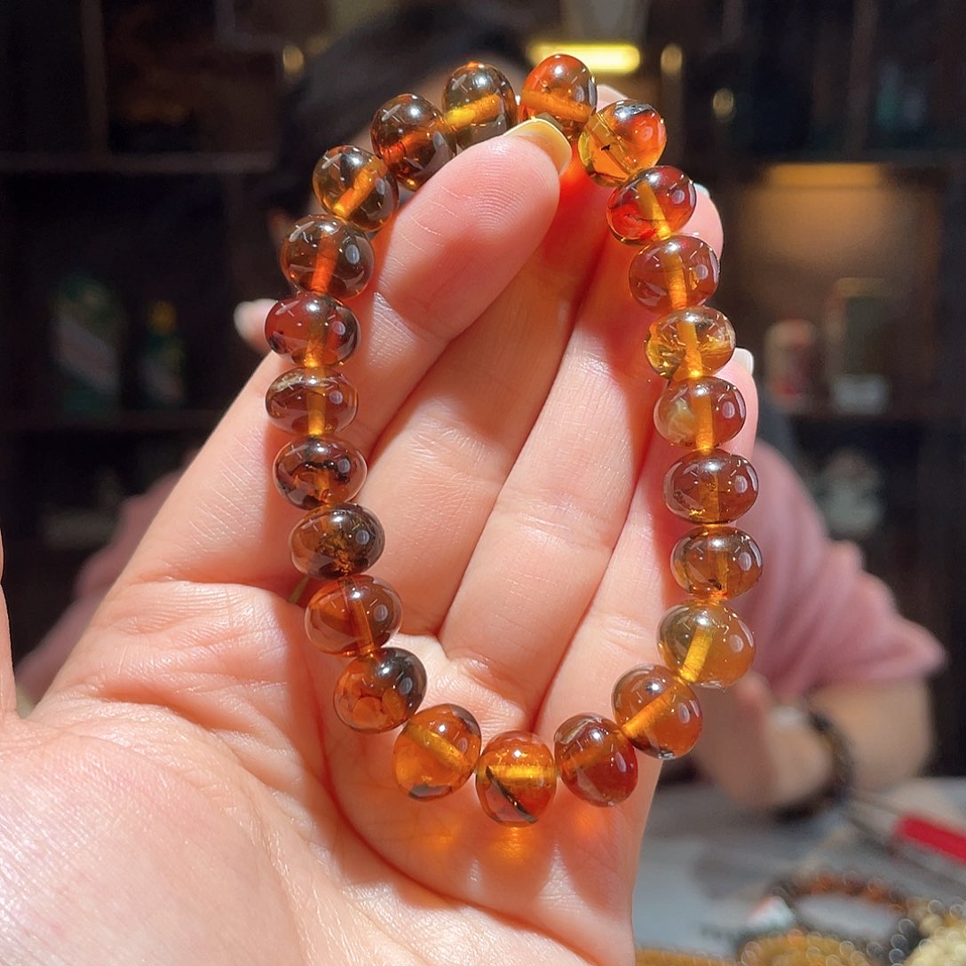 未镶嵌颈饰琥珀10m虫