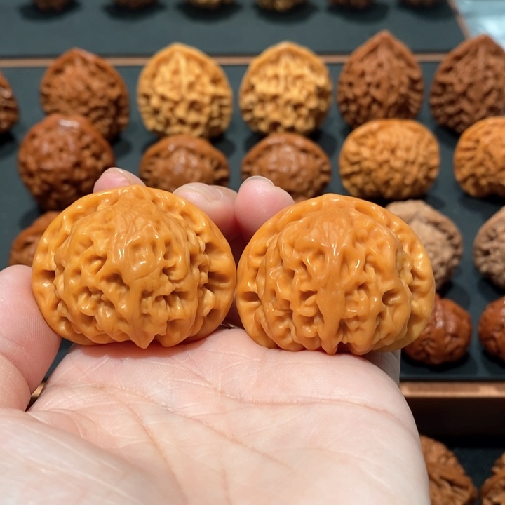 文玩核桃吊坠宫灯1006