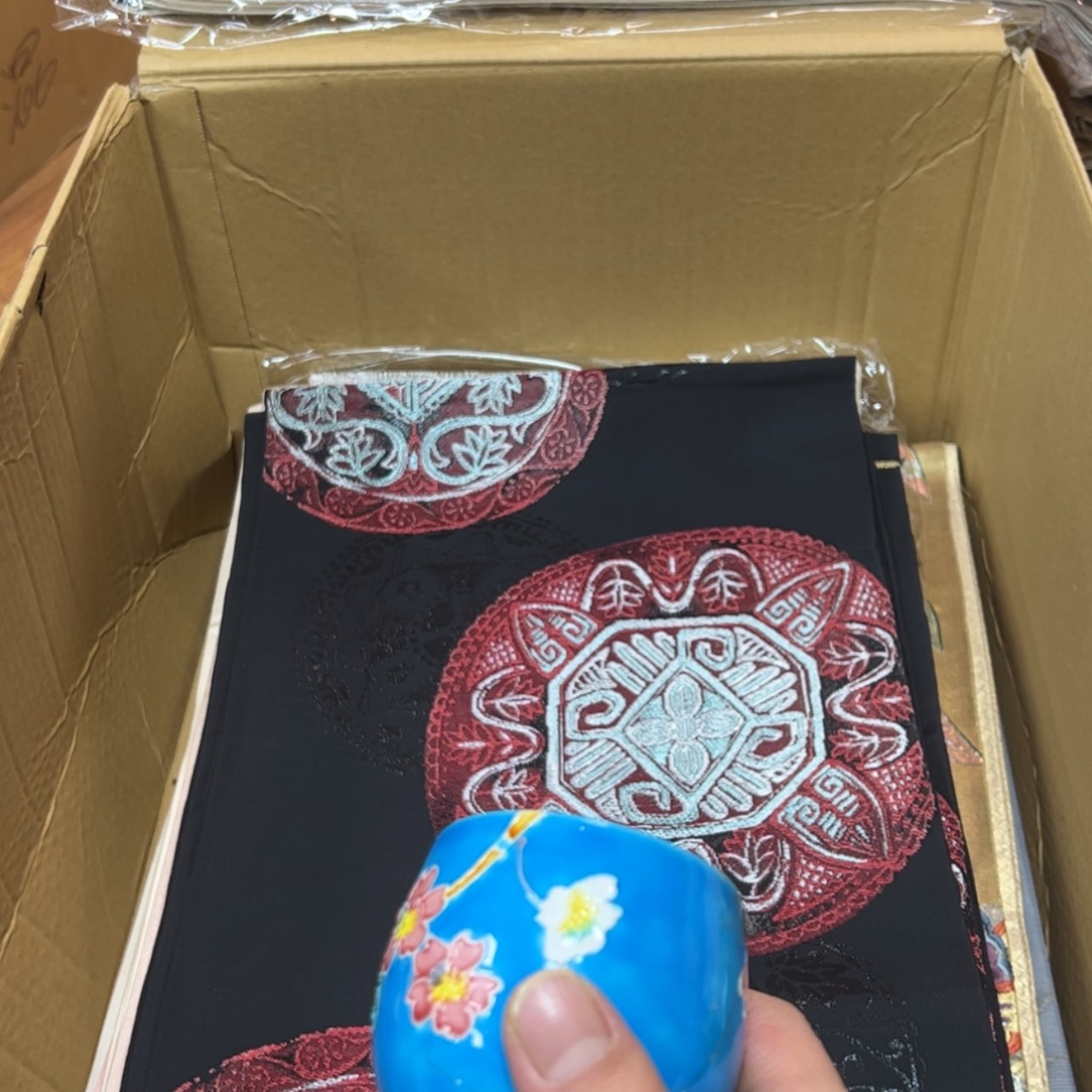 【闪购商品】轻***舞陶瓷马克杯带盖勺