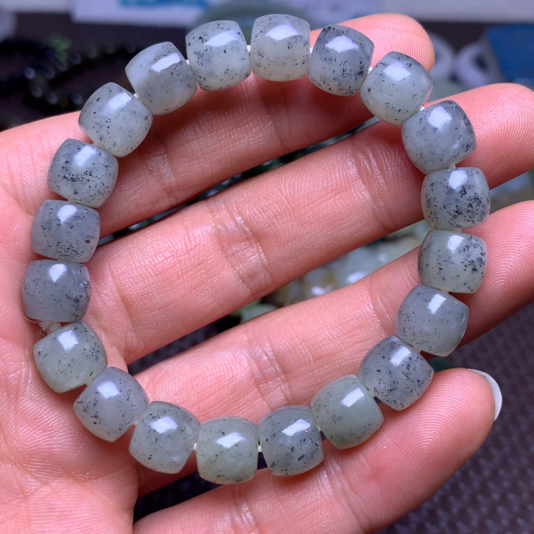 未镶嵌手串和田玉