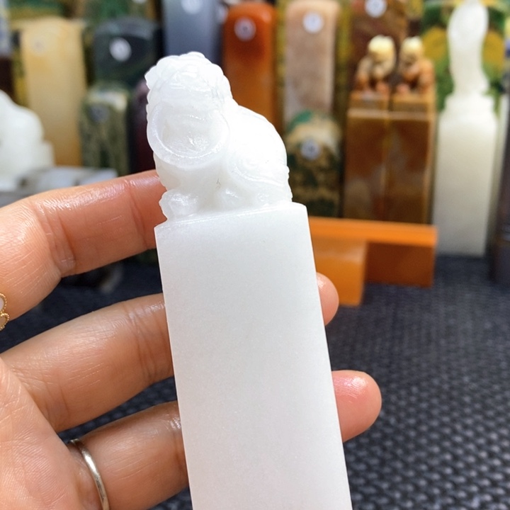 云南石青田石印章石
