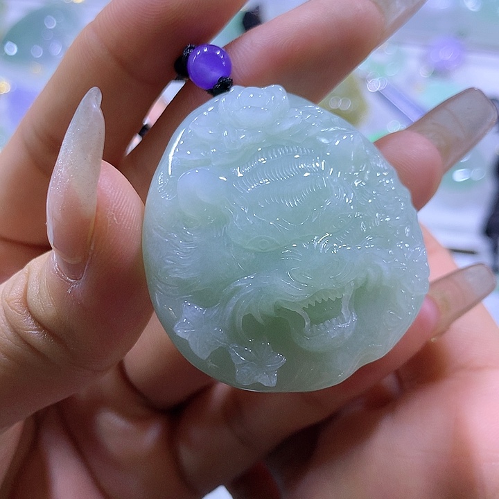 翡翠颈饰未镶嵌天然翡翠A货吊坠