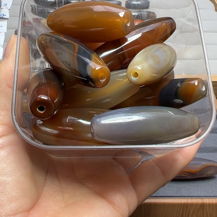 瑞***柜玛瑙/玉髓合金项链