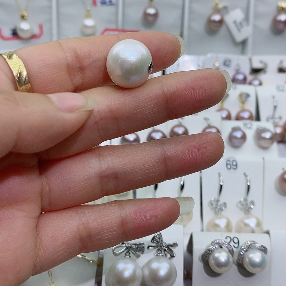 淡水珍珠银S925镶嵌吊坠(赠链)