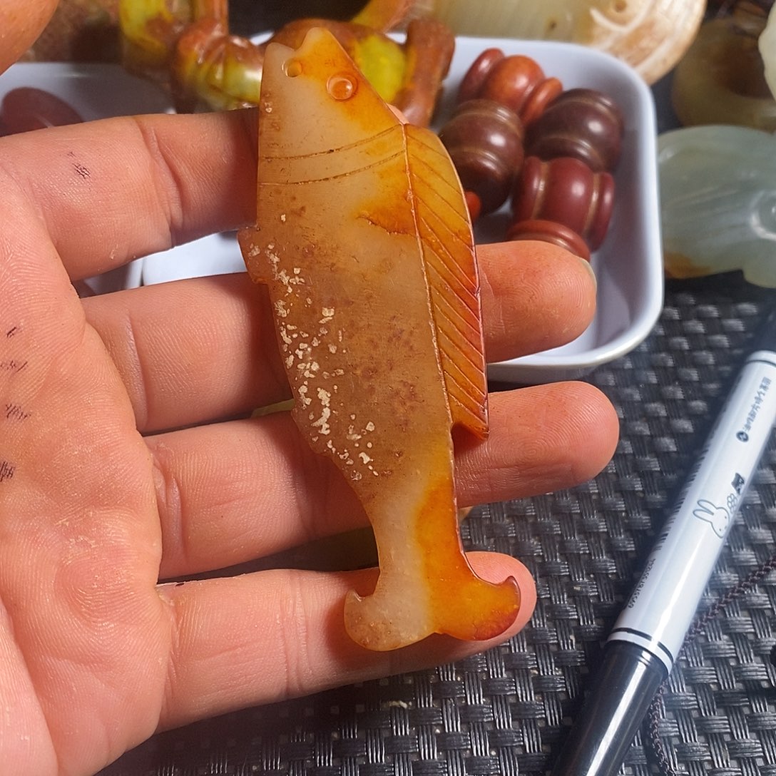 岫玉未镶嵌珠宝奇石