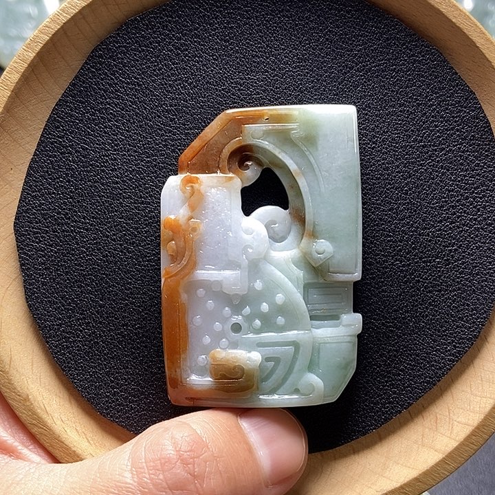 翡翠颈饰未镶嵌缅甸a货