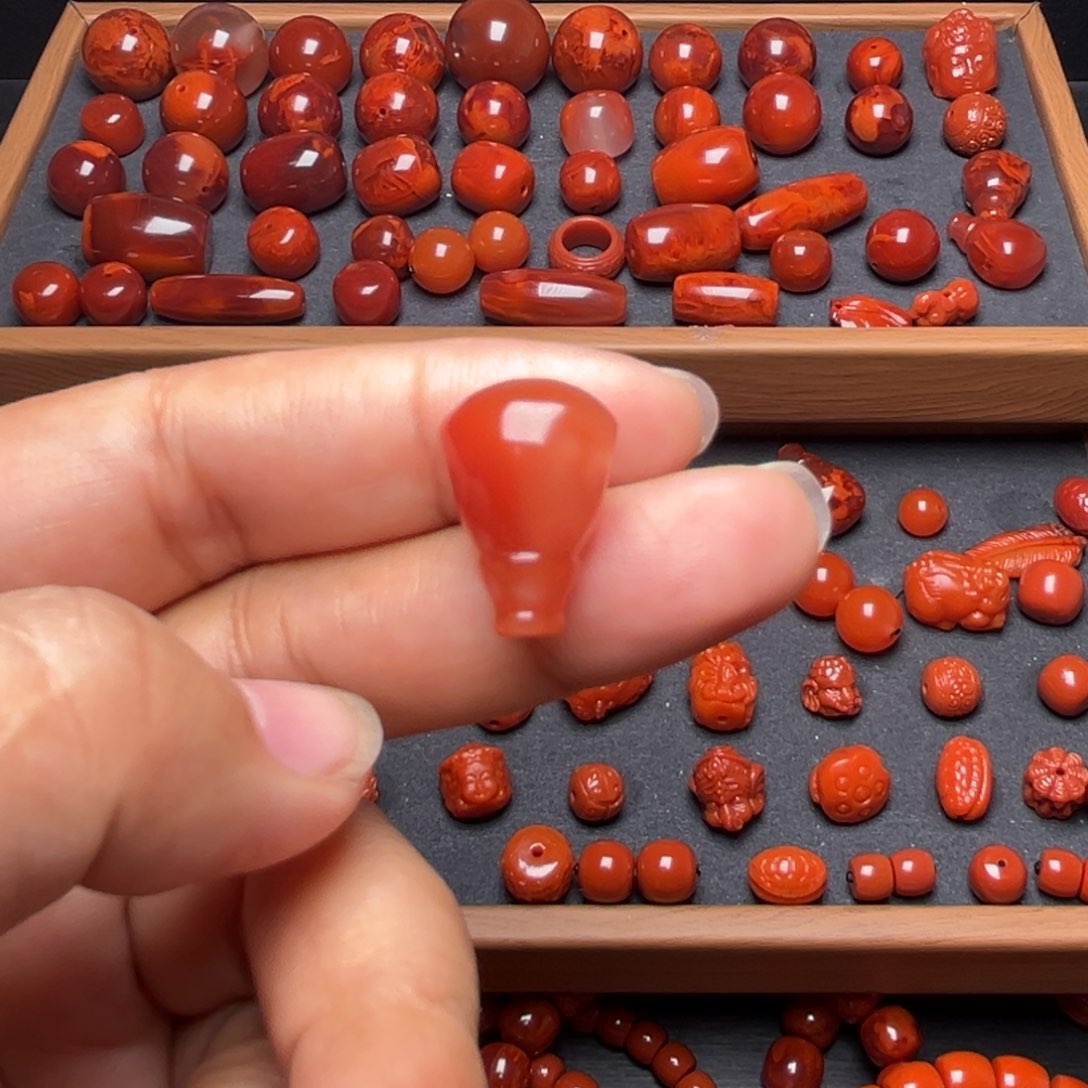 南红玛瑙配饰未镶嵌三通卡13.6mm