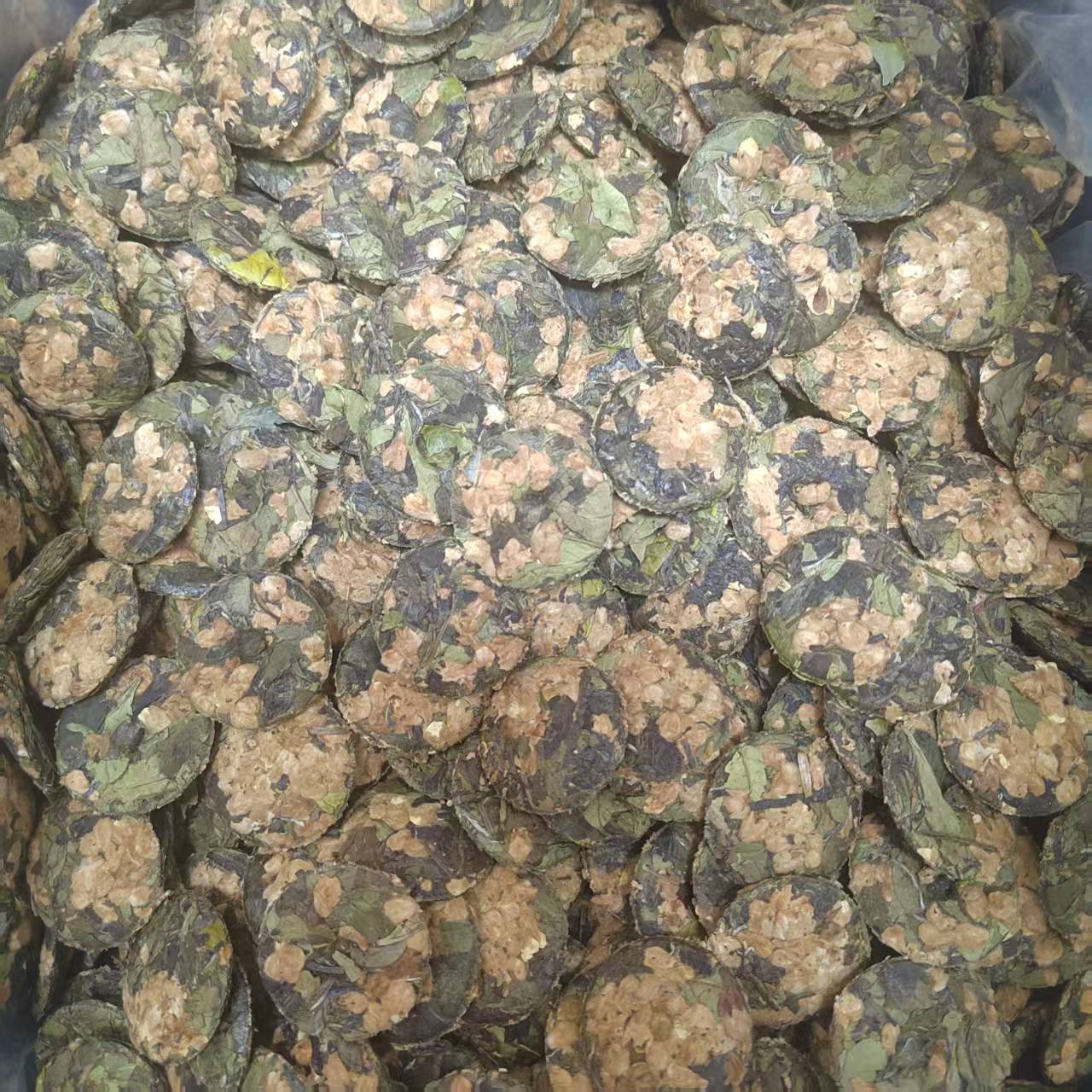 沉瑞香2025年小菜茶枇杷花  一泡一粒裸茶装