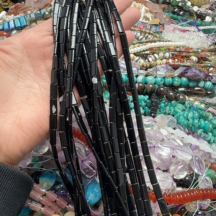 玛瑙/玉髓未镶嵌珠宝半成品一条6x12mm黑玛瑙双孔