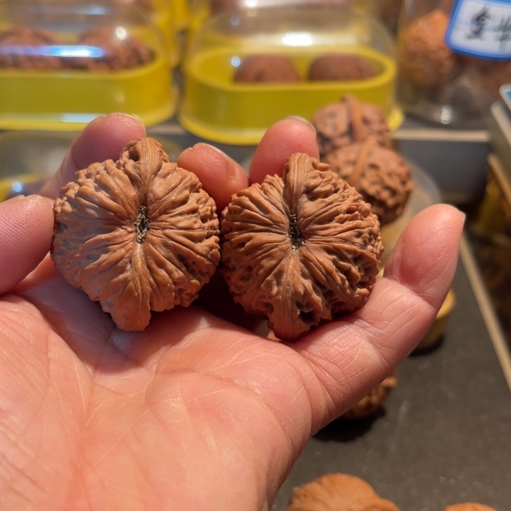 文玩核桃把件全品泥鳅背42