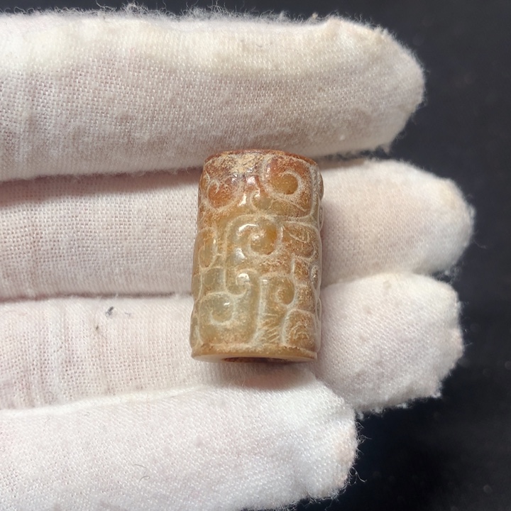 和田玉挂件未镶嵌何