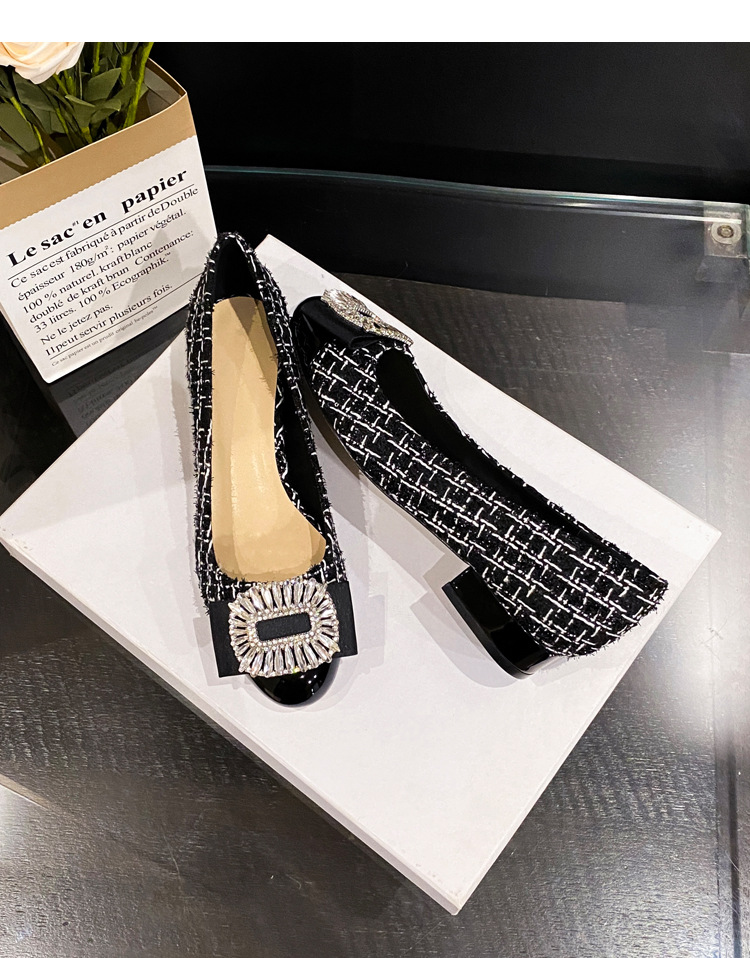 经典小香名媛风时尚小众设计粗跟矮跟圆头水钻方扣浅口气质单鞋秋