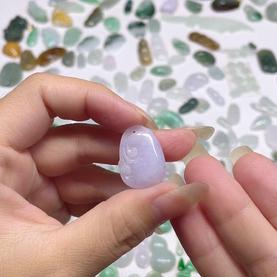 定制翡翠未镶嵌翡翠