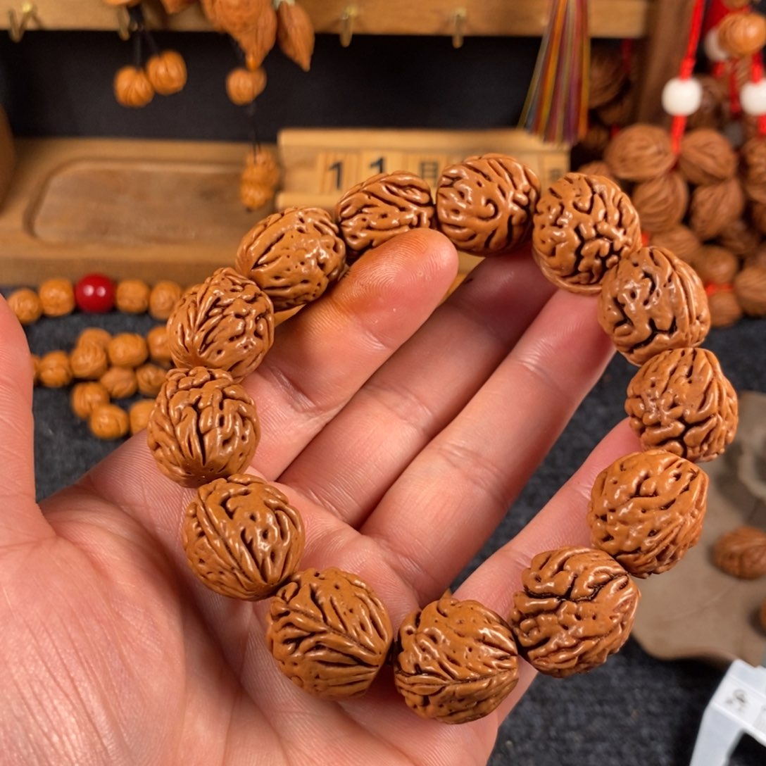 吊坠桃核19尺寸桃枭手串