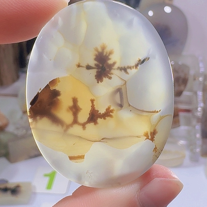 未镶嵌玛瑙/玉髓珠宝奇石