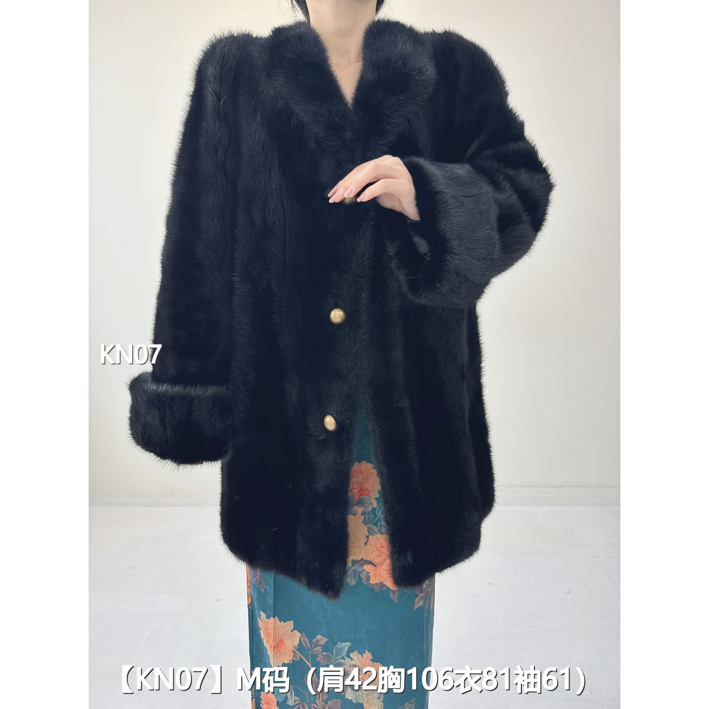 【KN07】M 本黑色中长款逆毛貂皮水貂外套女 翻领挽袖 37007