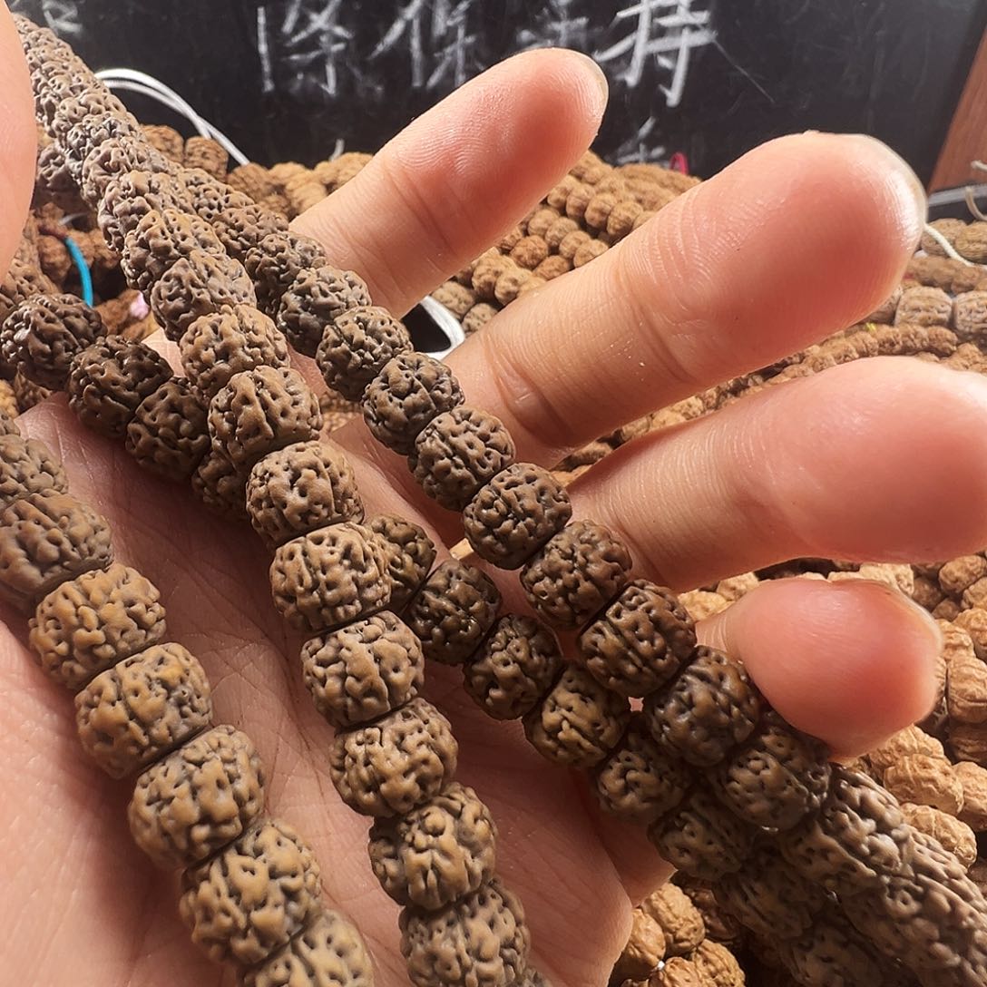 爱***蟹金刚菩提吊坠盘龙王薄挂10m140颗