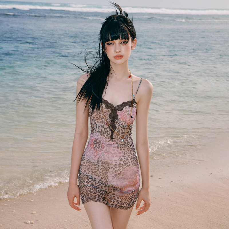 wooha 吾哈2025夏季新款S系列豹纹印花网纱吊带连衣裙