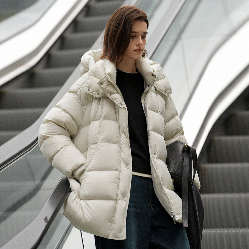 XG雪歌云朵泡芙感羽绒服XL406604A891保暖厚实休闲