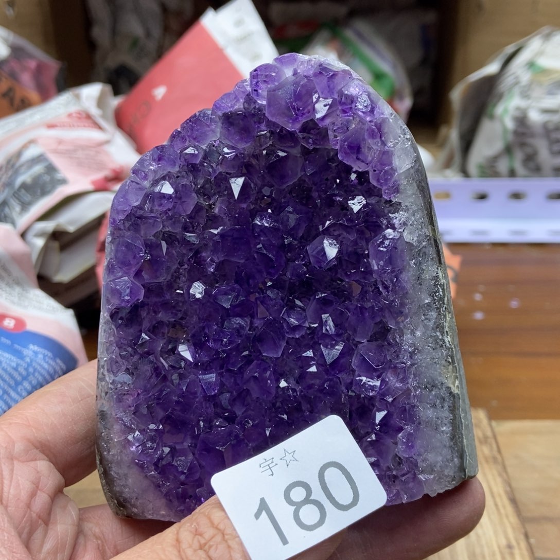 紫晶天然水晶摆件未镶嵌