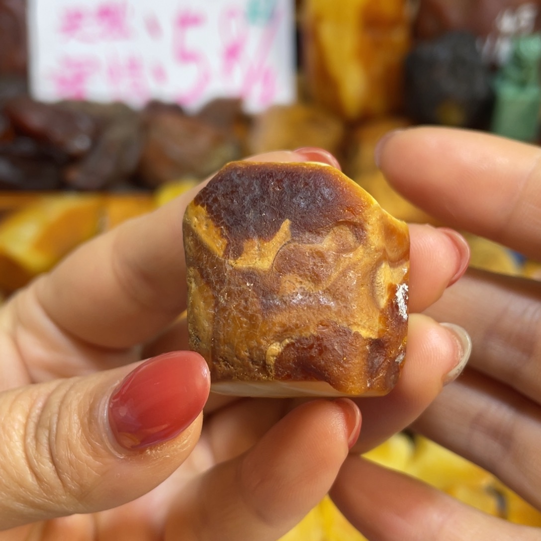 定制琥珀未镶嵌原石