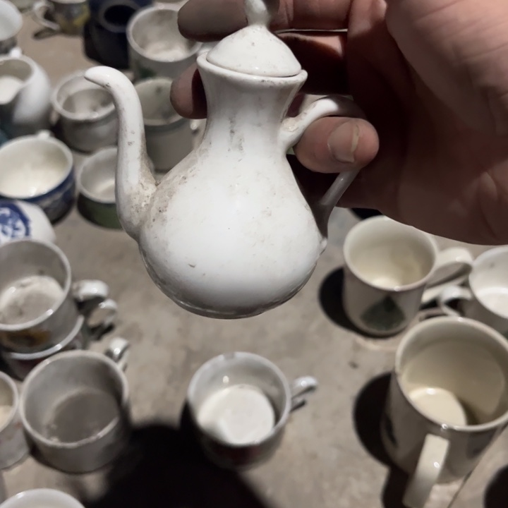 老货盘子碗啥都有