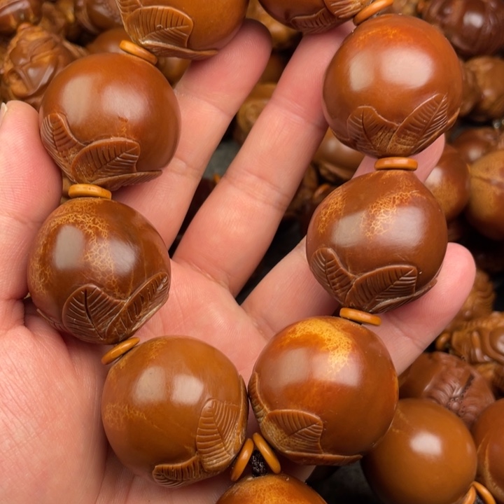 随***轻吊坠橄榄核橄榄核