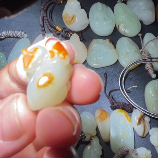 和田玉挂件未镶嵌如**愿