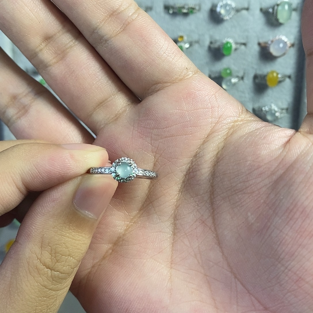 翡翠未镶嵌戒指翡翠戒指11