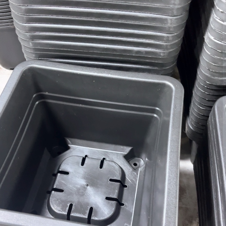 红陶黑方口26高18一组5