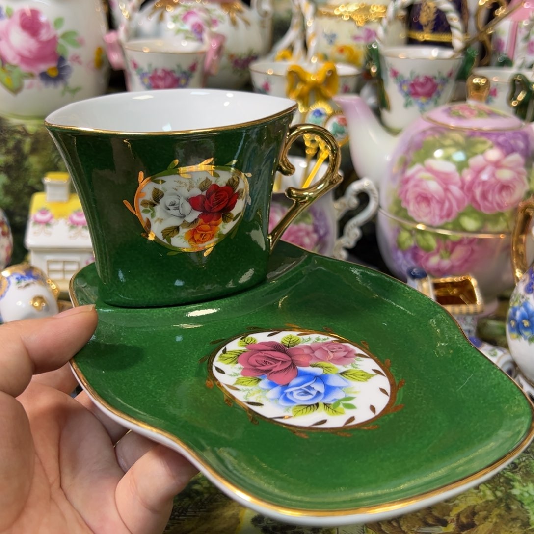 摆件鹿与海陶瓷家居用品有限公司