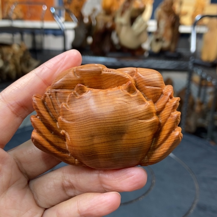 柏木（崖柏）手把件螃蟹