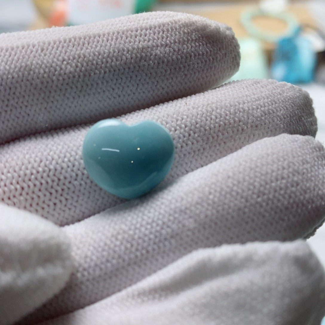 绿松石颈饰未镶嵌