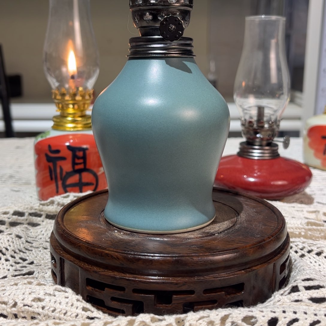 摆件景德镇陶瓷香薰灯