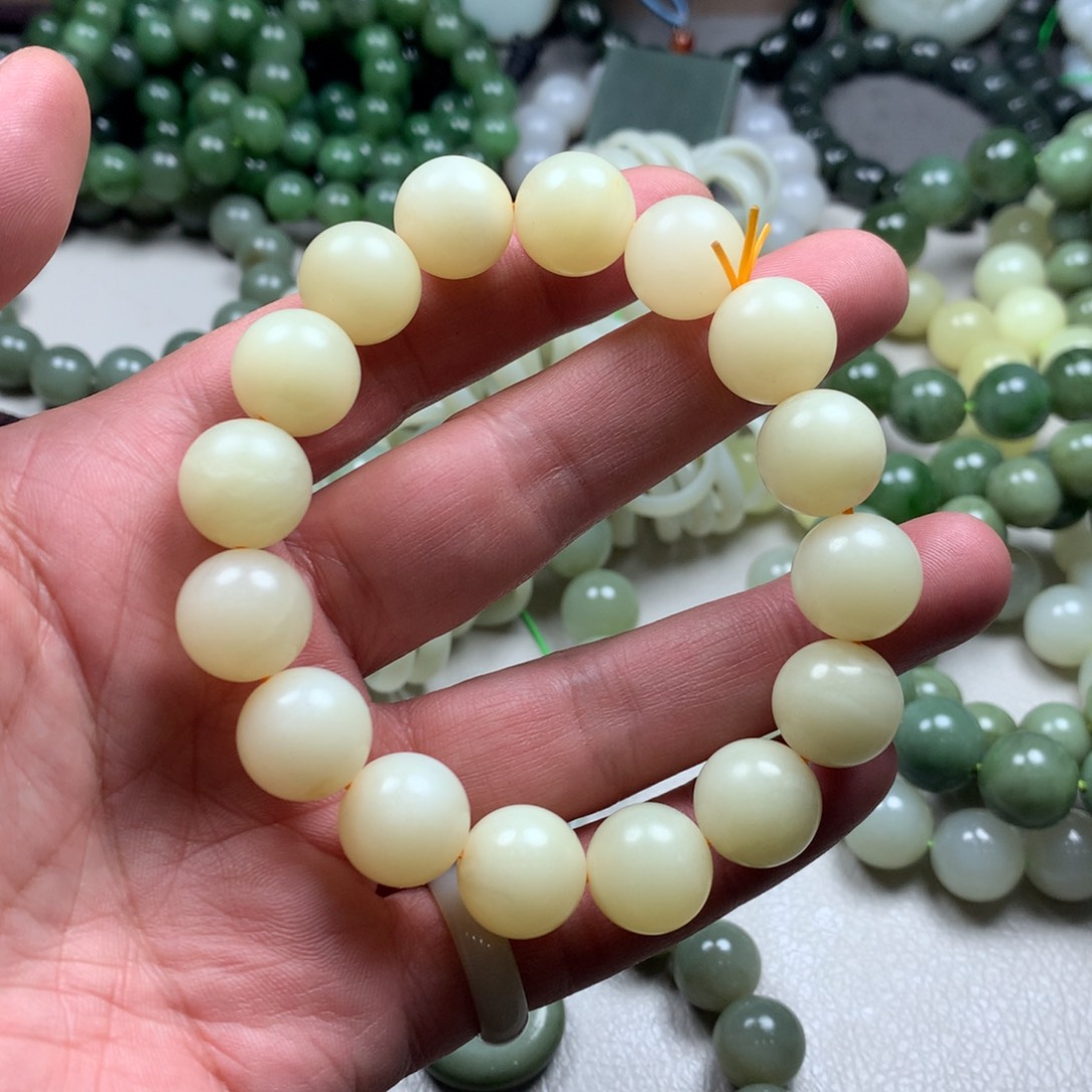 和田玉手链未镶嵌