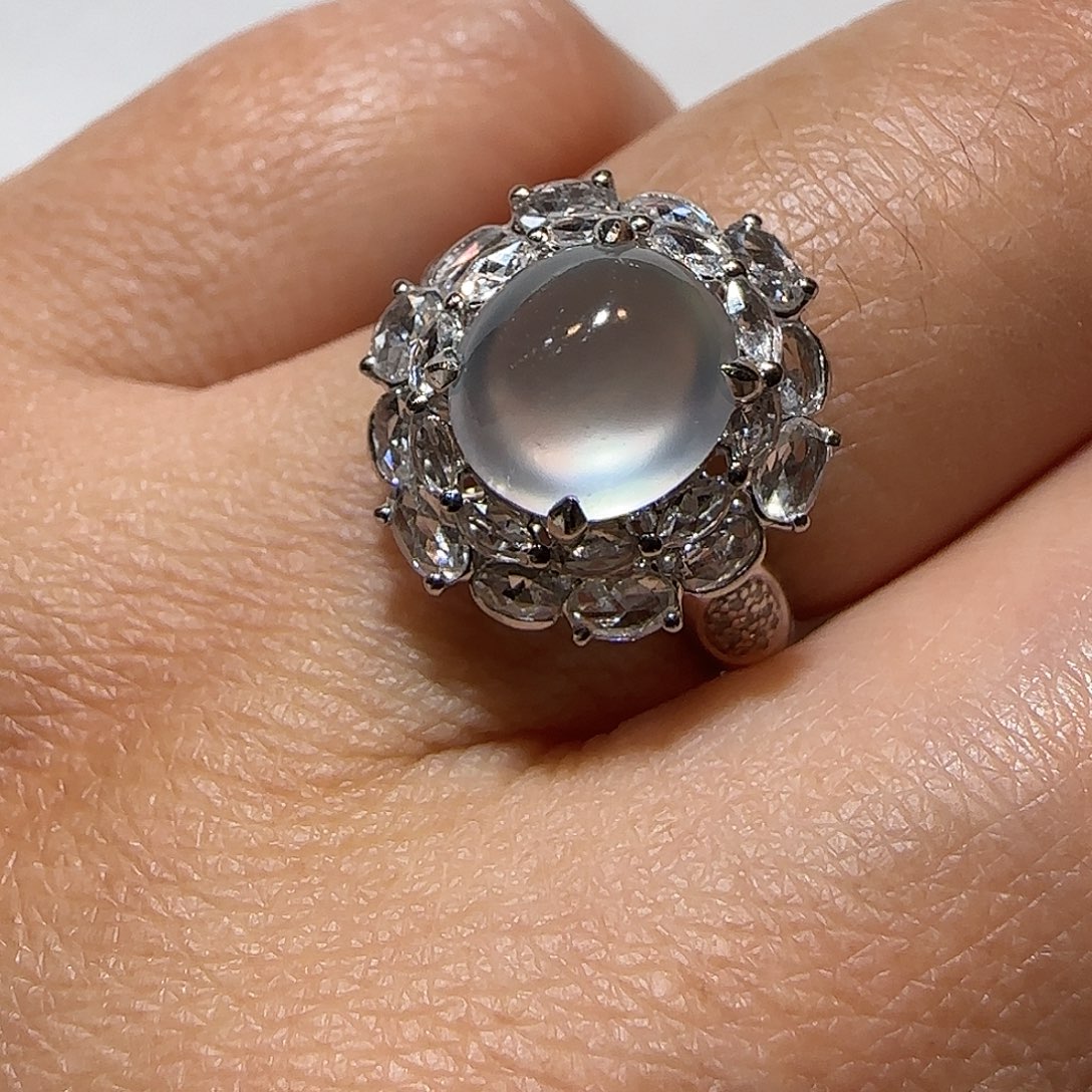 翡翠18K金镶嵌戒指