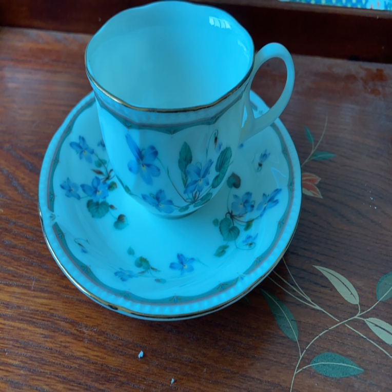 日本Narumi鸣海淡紫色相思梅浮雕棱纽形咖啡杯，中古商品，默认微瑕