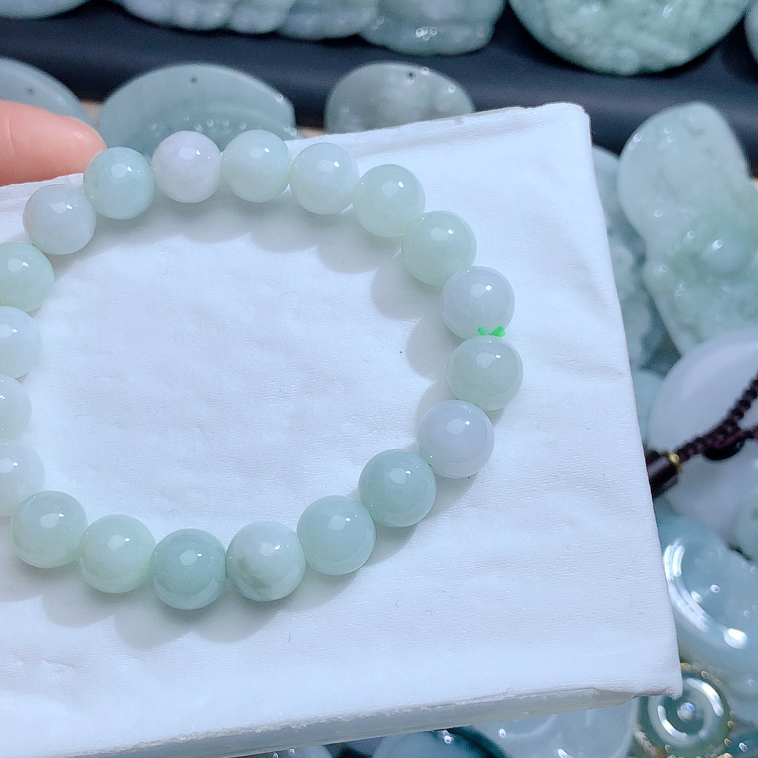 翡翠颈饰未镶嵌3098。