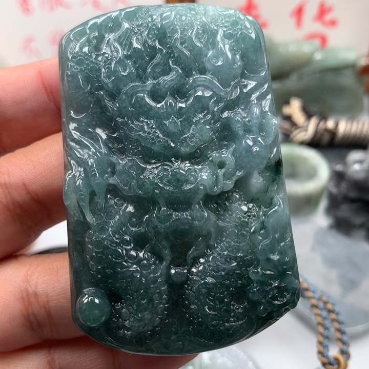 翡翠颈饰未镶嵌保真天然A货翡翠