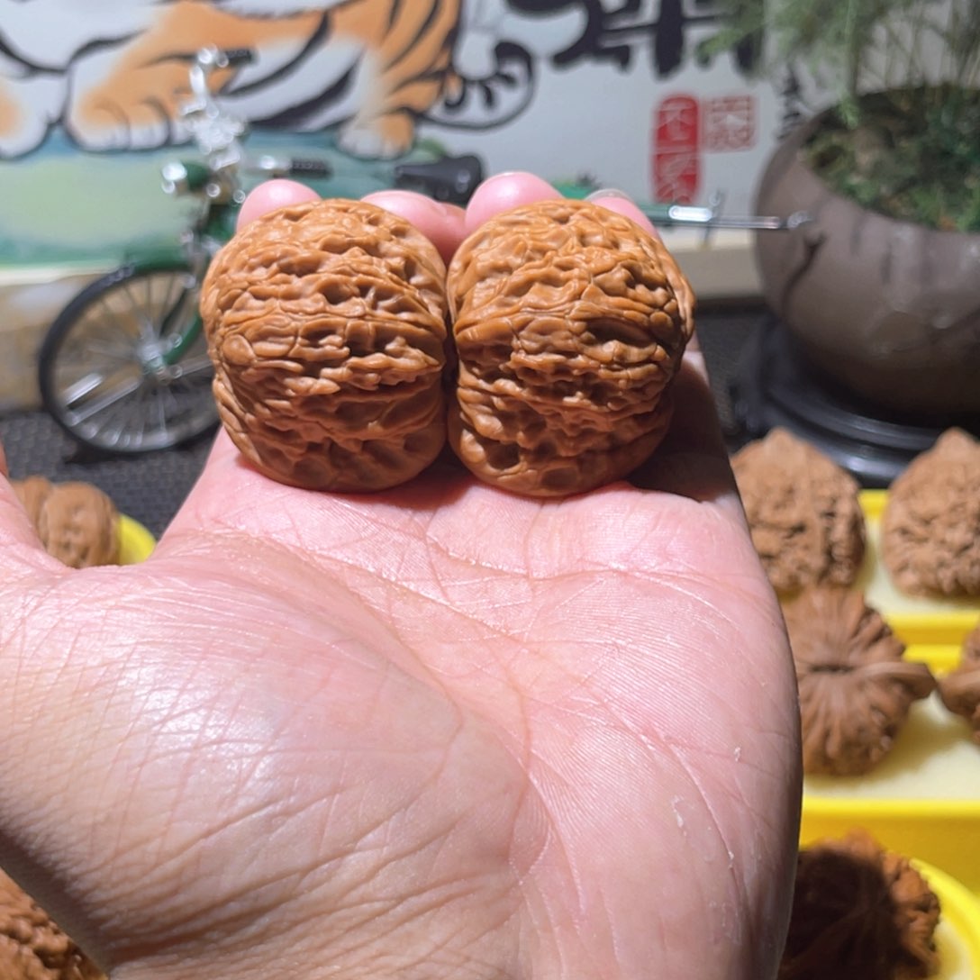 文玩核桃吊坠42蝴蝶磨