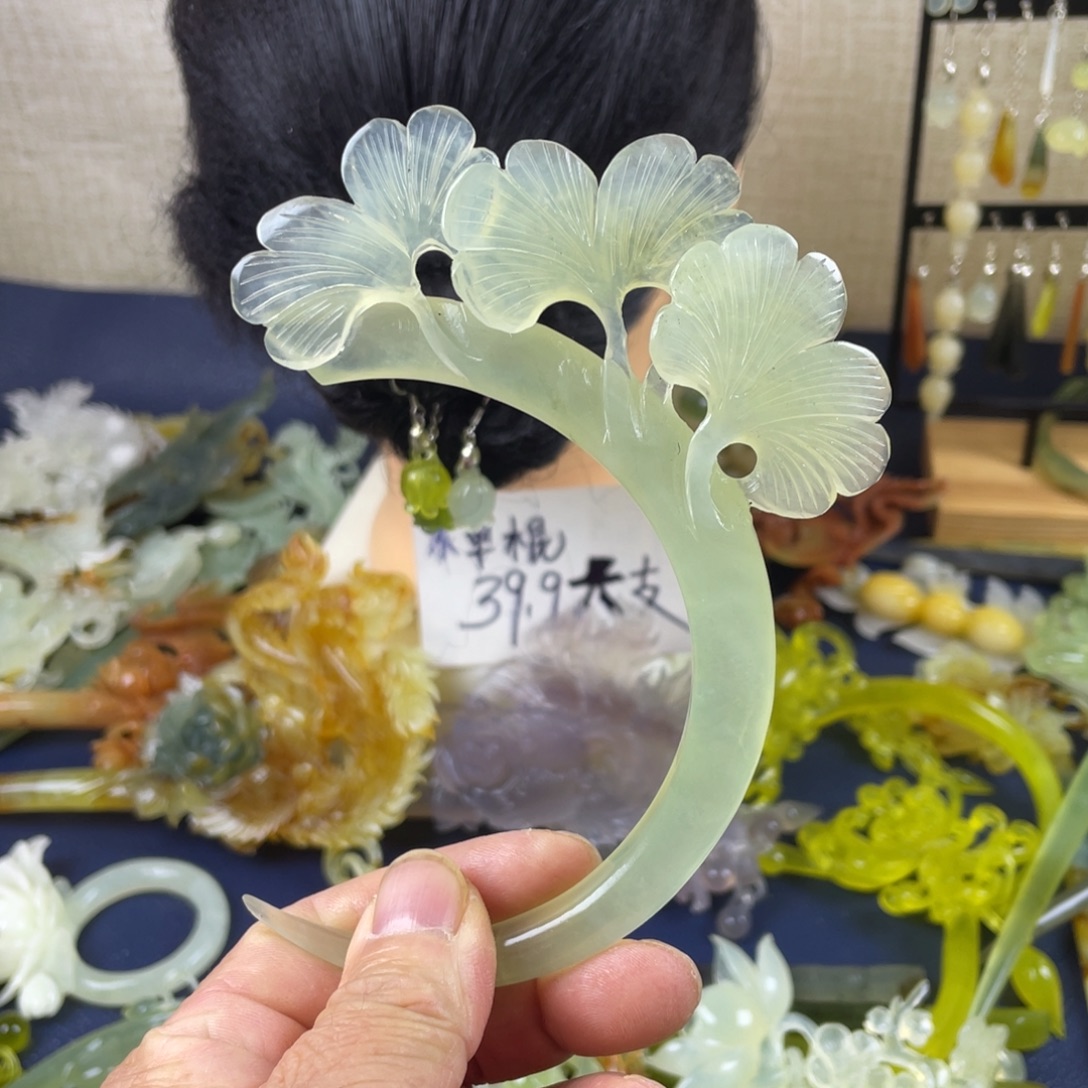 蛇纹石玉未镶嵌发饰