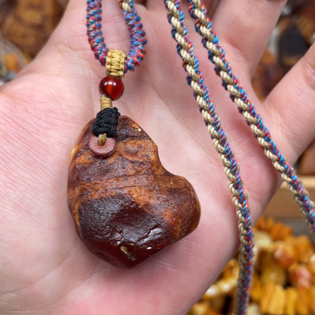 蜜蜡珠宝奇石未镶嵌