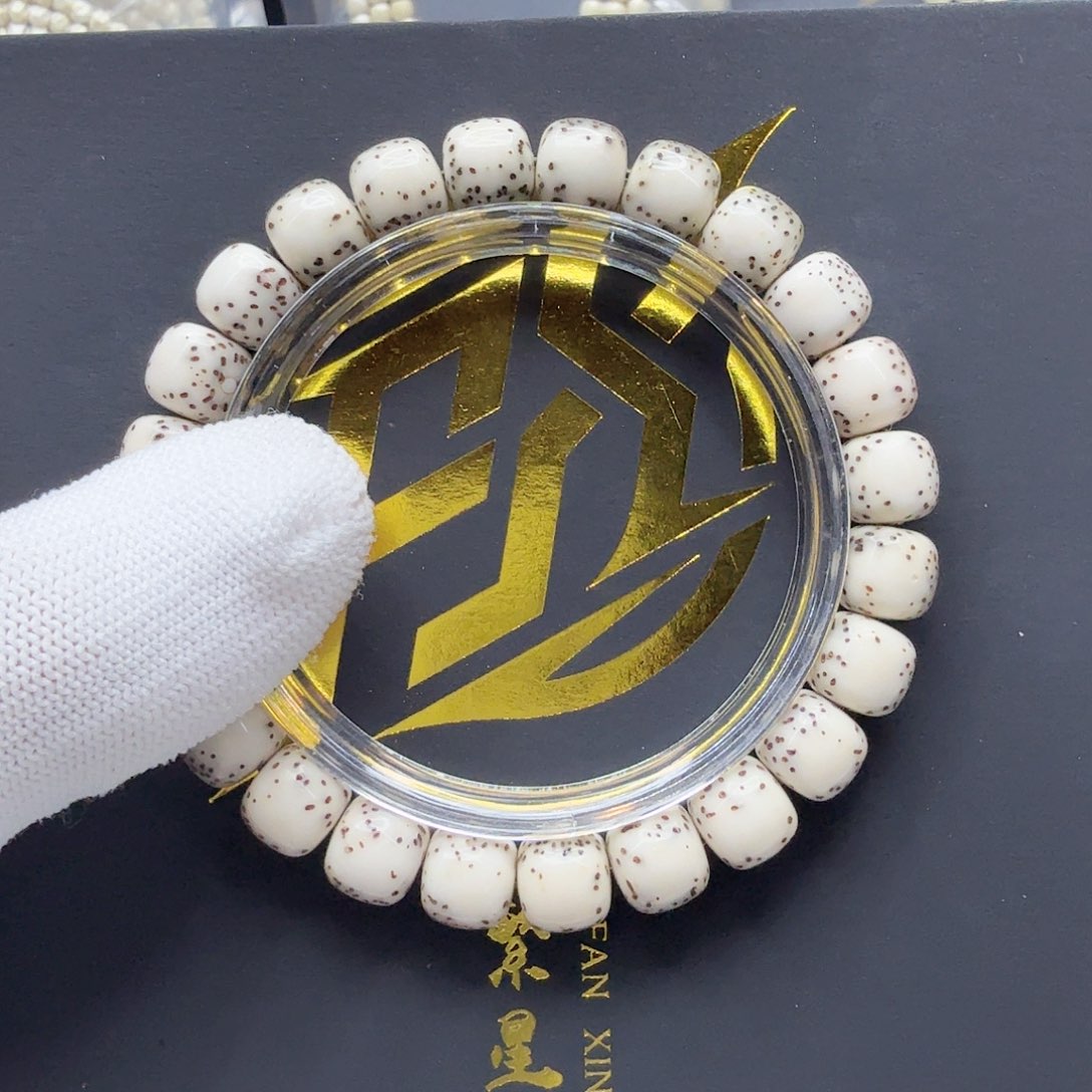 星月菩提吊坠7糯冰石玉河豚10左右单圈
