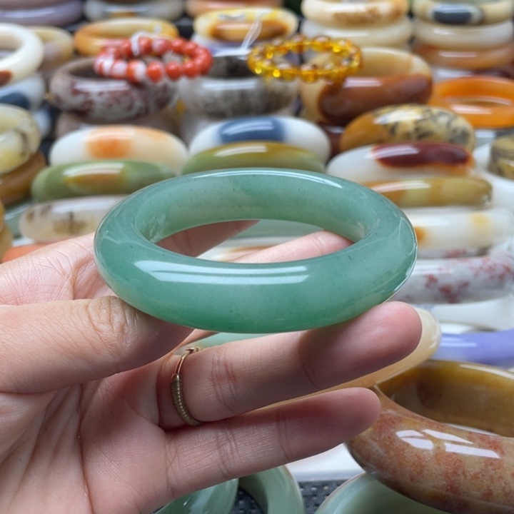 石英岩玉手镯合金?****?