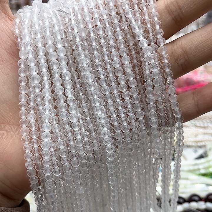 未镶嵌玛瑙/玉髓珠宝半成品一条4mm左右白水晶刻面