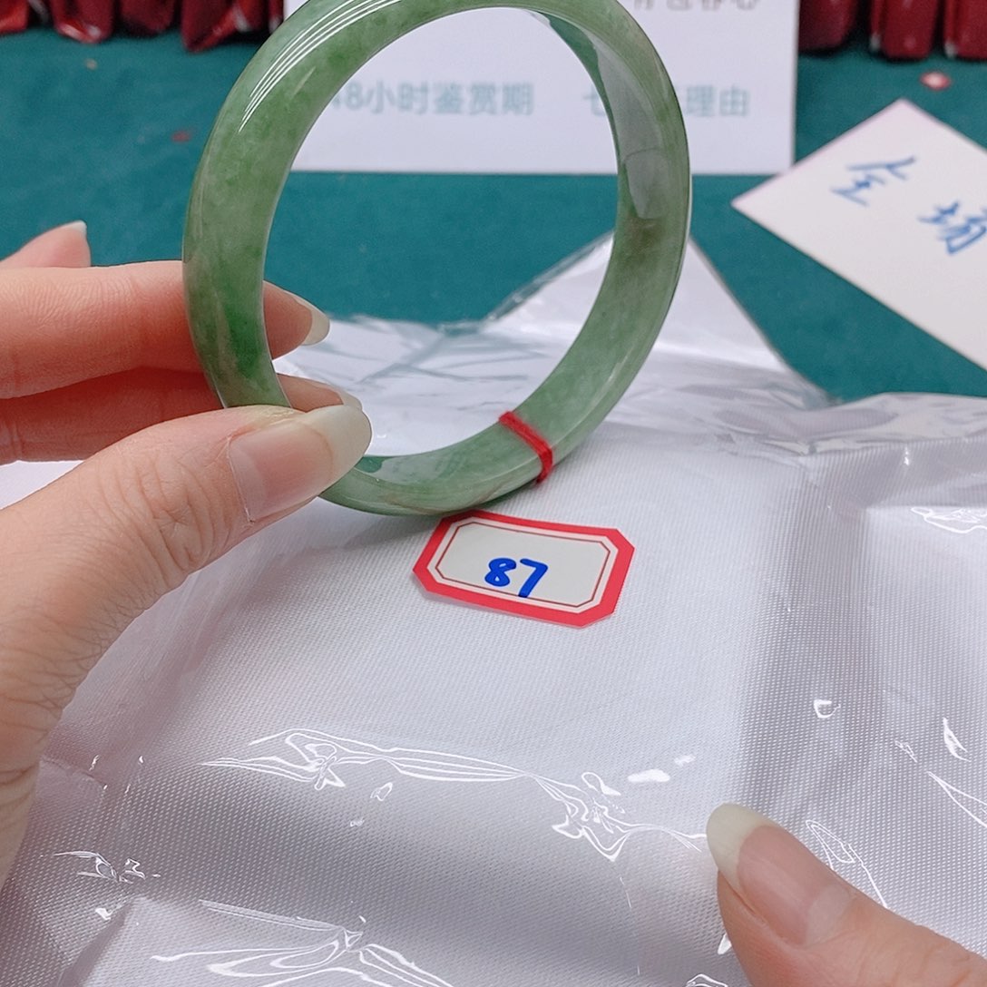 翡翠手镯未镶嵌王*灵877777777